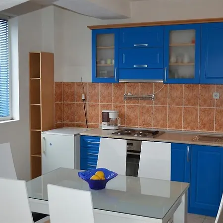 Apartment Dora